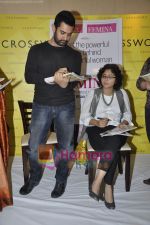 Aamir Khan, Kiran Rao unveil Femina_s latest issue in Crosswords, Mumbai on 20th Jan 2011 (29).JPG